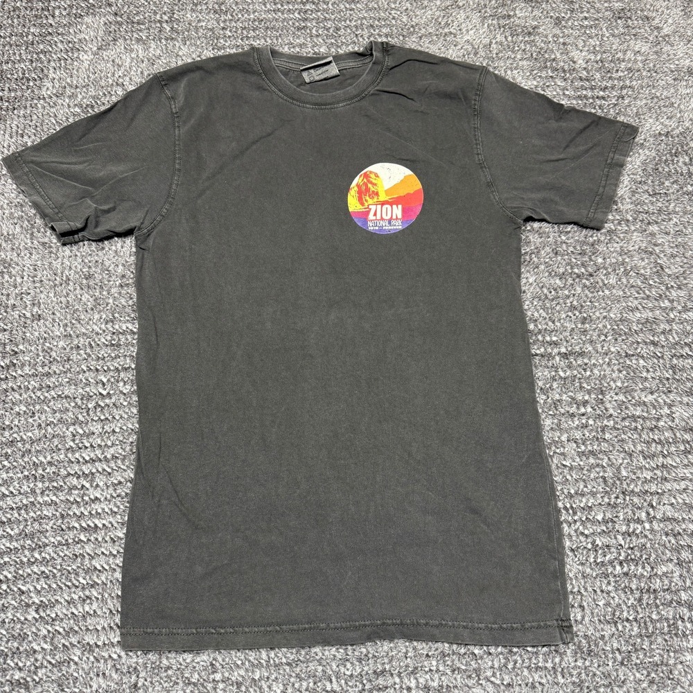 Lone Rock Mens Small Gray Zion National Park Graphic Short Sleeve T Shirt